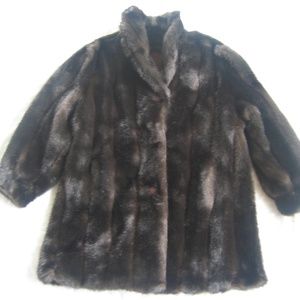NWT Gallery faux mink fur coat